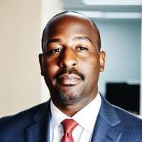 Aaron Sheckles's Instagram, Twitter & Facebook