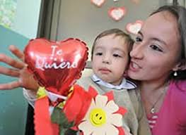 En el marco de las guerras libradas durante la independencia de la república de bolivia, el 27 de mayo de 1812 en la colina de san. Dia De La Madre En Bolivia 27 De Mayo