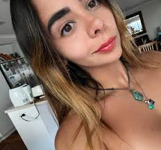 Medical assistant seeking international job opportunities