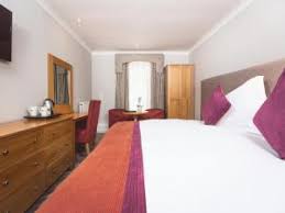 Everglades hotel places you next to riverwatch aquarium and visitor centre and within a mile (2 km) of craigavon bridge. Everglades Hotel Derry Londonderry 2021 Reviews Pictures Deals