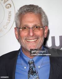 193 President Of The Cw Mark Pedowitz Stock Photos, High-Res Pictures, and  Images