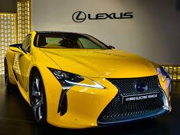 Local car dealership selling new lexus and used cars. Lexus India Lexus Drives In Made In India Es Sedan The Economic Times