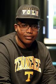 National signing day at Detroit Cass Tech