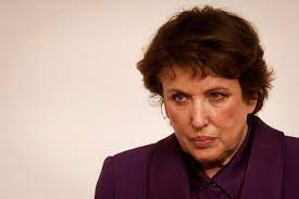 Roselyne bachelot is the author of corentine (4.48 avg rating, 23 ratings, 3 reviews), à feu et à sang (3.17 avg rating, 6 ratings, 2 reviews, published. Uoncnqdi0evl M