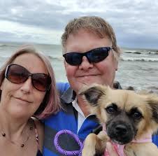 📕📕BOOK REVIEW 📕📕 The Tasting Menu by Stuart MacBride This a novella of  just under 130 pages and is intended to be reading one sitting! Three very  unlikely friends Alex a retired