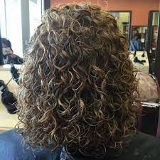 Shoulder Length Perm Hair Permed Hairstyles Medium Length Hair Styles Hair Lengths