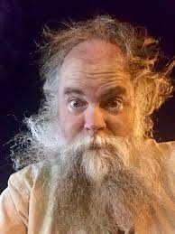 Anybody know anywhere or anyone in the area who sells natural beard care  products? Looking for some stocking stuffers and I'd love to support a  small business 🎄