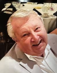 Albert Molnar's Instagram, Twitter & Facebook