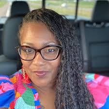 What ingredients to use for a strawberry pound cake?