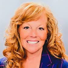 Holly Woodruff's Instagram, Twitter & Facebook