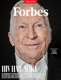 Loretta Briggs's Instagram, Twitter & Facebook