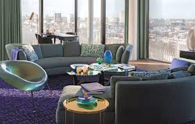 12.000 euro (ja, pro monat) die elbphilharmonie ist eins der jüngeren hamburger wahrzeichen. Kate Humes Elbphilharmonie Ad