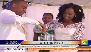 Gospel singer joyce omondi and her husband waihiga mwaura are currently mourning. Waihiga Mwaura Today Tied The Knot With His Long Time Fiancee Gospel Artist Joyce Omondi Citizenweekend Citizen Tv Kenya Scoopnest