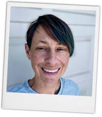 Stephanie Ogburn's Instagram, Twitter & Facebook