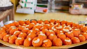 Let us take you through 11 best ladoo (laddu) recipes that will force you to gorge on to these delights. Laddu Wikipedia