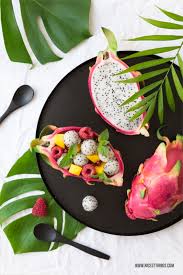 Obstsalat In Der Ananas Rezept Movenpick Frozen Yogurt Nicest Things Lebensmittel Essen Rohkost Rezepte Obstsalat