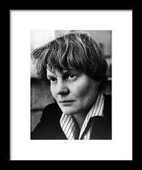 Iris Murdoch Framed Print by Evening Standard