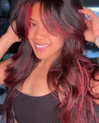 Sherry Santos's Instagram, Twitter & Facebook