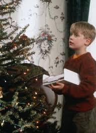 Movie Tv Tidbits 29 Photos Christmas Movies Holiday Movie Home Alone Movie