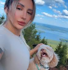 Face cards, cheek kisses and views.. successful labor day week in New  Hampshire🤍