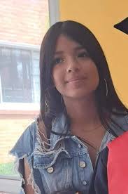 NosEnvian URGENTE: AYUDA PARA ENCONTRAR A DANNA SOFÍA FAJARDO RODRÍGUEZ  #MAXIMADIFUSION #AyudemosCompartiendo Desde anoche, aproximadamente a las  7:30 p.m., Danna Sofía Fajardo Rodríguez, de 14 años, salió del conjunto  San Sebastián (sector