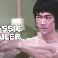Bruce'o Lee filmo „Enter the Dragon“ anonsas