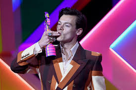 Harry styles has announced tour dates for a massive 2021 love on tour. The Best Looks From The 2021 Brit Awards