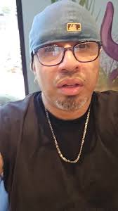 Daddy Duties ... Picked up my daughters from school to bring to Dentist  appointment.. Got to get them Mugs Right! Smile😬😁😆