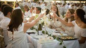 Join a group and attend online or in person events. How To Throw An Elegant All White Dinner Party According To The Host Of Nyc S Diner En Blanc Architectural Digest