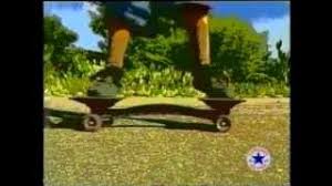 1 consists of two sets of wheels that can rotate about the center point of the axle. Snakeboard The Ultimate Ride 1994 Youtube