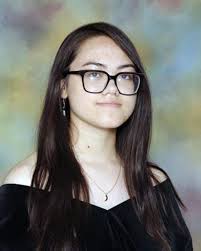 Two top grads, 10 4.0s will lead MCHS at commencement