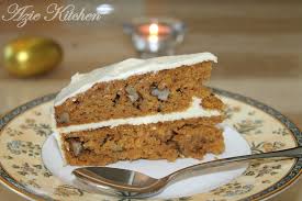 Sekali buka lagi peti sejuk, ternampak lagi kek secret resepi perisa white chocolate macadamia. Moist Carrot Cake Azie Kitchen