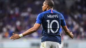 Philippe claudel est un écrivain contemporain français s'étant illustré dans de nombreux registres littéraires tels que le théâtre, la poésie, la nouvelle et le roman. Equipe De France Equipe De France Ce Constat Sur Le Choix De Mbappe De Prendre Le Numero 10