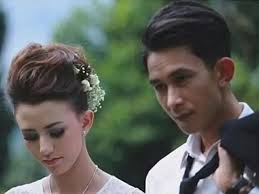 We did not find results for: Dahlia Poland Menangis Dituding Hamil Duluan Entertainment Fimela Com