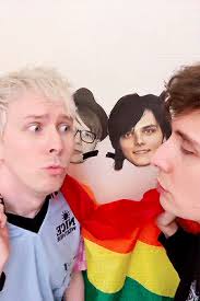 carmilla stan — chappell roan, "red wine supernova"