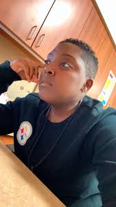 I just hope I get a HI 👋from a real fans of mine