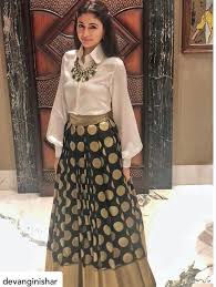 Beautiful Long Skirt With Golden Print And Set With Western Styled Blouse Long Skirt Outfits Indian Designer Outfits Indian Gowns Dresses