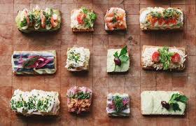 Jiné jarní chlebíčky ani neznam než ty z nejmenovaného bufetu ;) taky si je dělám a jedině dle vašeho receptu. Where To Eat The Best Chlebicky In The World Tasteatlas