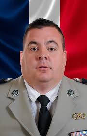 C'est avec une profonde tristesse et une vive émotion que l'ENSOA a appris  le décès du caporal-chef Jonathan MOREAU. Militaire servant à l'ENSOA, il  était également pompier volontaire. Il est mort en