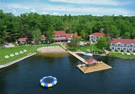 The south end of the lake is in the township of muskoka lakes, and the north end is in seguin township. 11 Top Rated Resorts In Muskoka Planetware