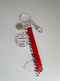 Porte Cles Completement Love De Toi In 2020 Keychain Personalized Items Items