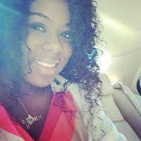 Janell Moss's Instagram, Twitter & Facebook