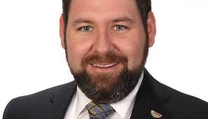 Après Patrick Lasalle, Patrick Bonin se joint à l'équipe de Pierre-Luc  Bellerose