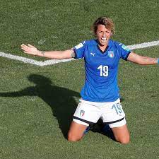 A seleção feminina volta a quadra no próximo domingo, às 11h, diante da sérvia. Italia Vence China Por 2 X 0 E Avanca As Quartas Da Copa Do Mundo Feminina