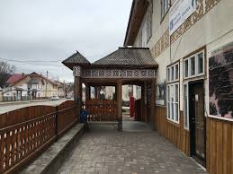 Muzee, manastiri și alte repere turistice in suceava, reunite în cea mai bogată colecție de locuri faine de vizitat din românia. De Vizitat In Romania Comuna CiocÄneÈti JudeÈul Suceava Cristian Florea