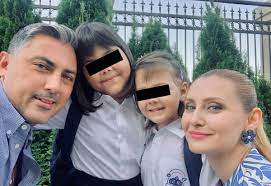 Alina sorescu rupe tăcerea în cazul unui posibil divorț de alex ciucu. Alexandru Ciucu Prima DeclaraÈ›ie DupÄƒ Ce S A Spus CÄƒ A DivorÈ›at De Alina Sorescu ReacÈ›ia Lui Despre Blonda MisterioasÄƒ Cu Care A Mers AcasÄƒ