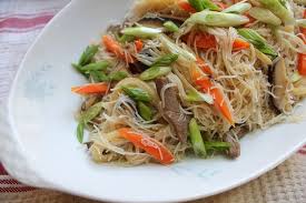 Taiwanese Pan Fried Rice Noodles Recipe Recipe Fried Rice Noodles Rice Noodle Recipes Taiwanese Cuisine
