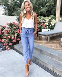 We Gathered A Collection Of Cute Easter Outfits With Different Styles Casual Boho Edgy Classy Yo In 2020 Casual Chic Spring Chic Outfits Spring Casual Chic Outfit