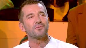 L'amour est dans le pré : Mathieu balance sur le comportement de Justine,  la prétendante de Patrice (VIDEO)