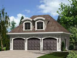 We offer a large collection of plans from some of the leading architects and designers in the nation. Carriage House Plans Carriage House Plan With Three Car Garage 072g 0031 At Thehouseplanshop Com